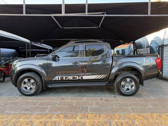 NISSAN FRONTIER 2.3 16V TURBO DIESEL ATTACK CD 4X4 AUTOMÁTICO NISSAN FRONTIER 2.3 16V TURBO DIESEL ATTACK CD 4X4 AUTOMÁTICO